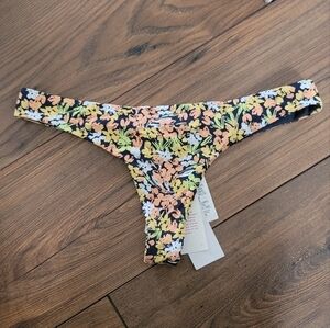 New Roxy bikini bottoms